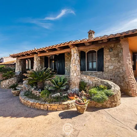Villa Seafront Rustic Hideaway San Vero Milis